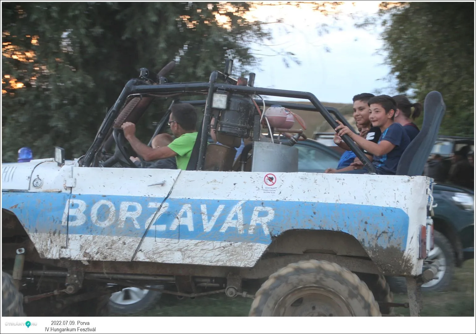 Fotók, Útirány.hu: