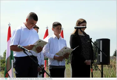  Az Összetartozás Hídjának átadási ünnepsége