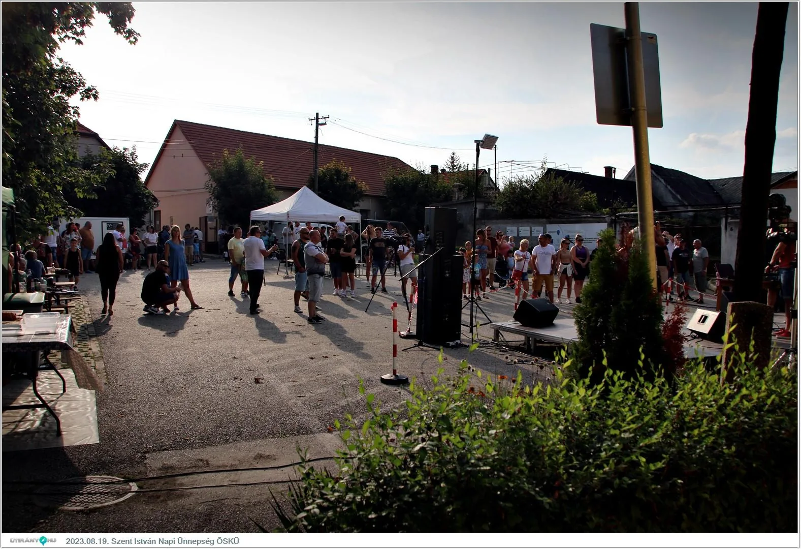 Fotók, Útirány.hu /délután, este /: