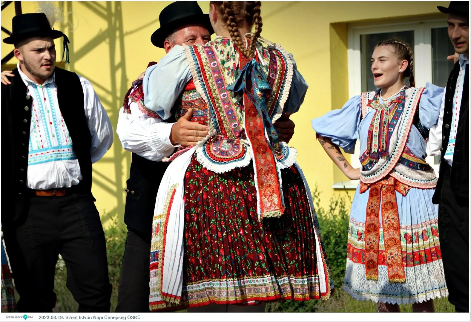 Fotók, Útirány.hu /délután, este /: