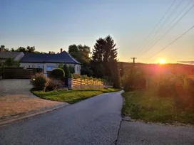 Gombás Vendégház borítóképe