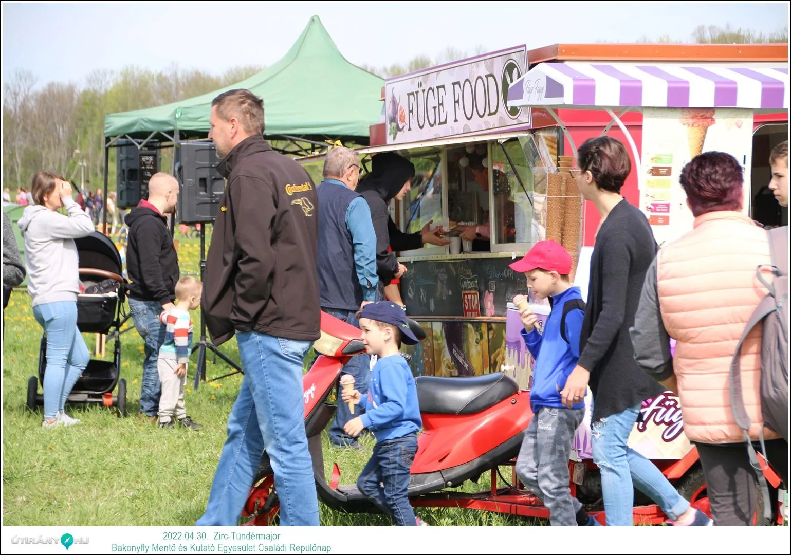 Fotók, Útirány.hu: