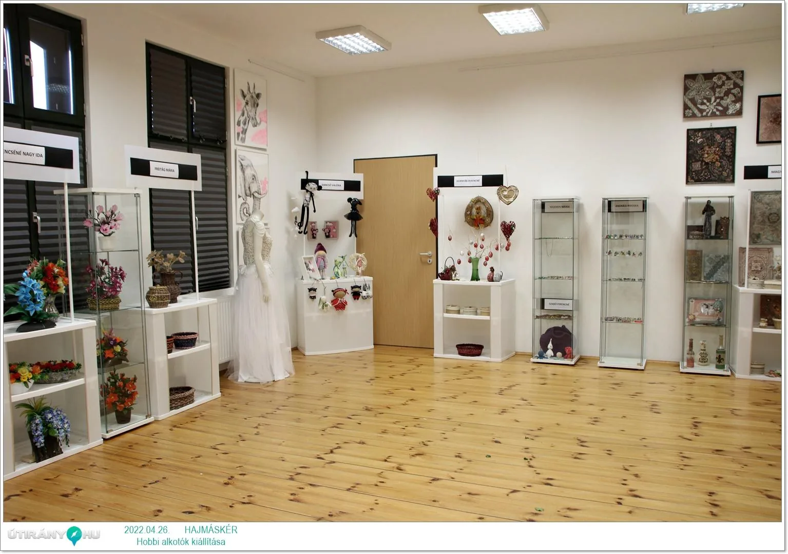 Fotók, Útirány.hu: