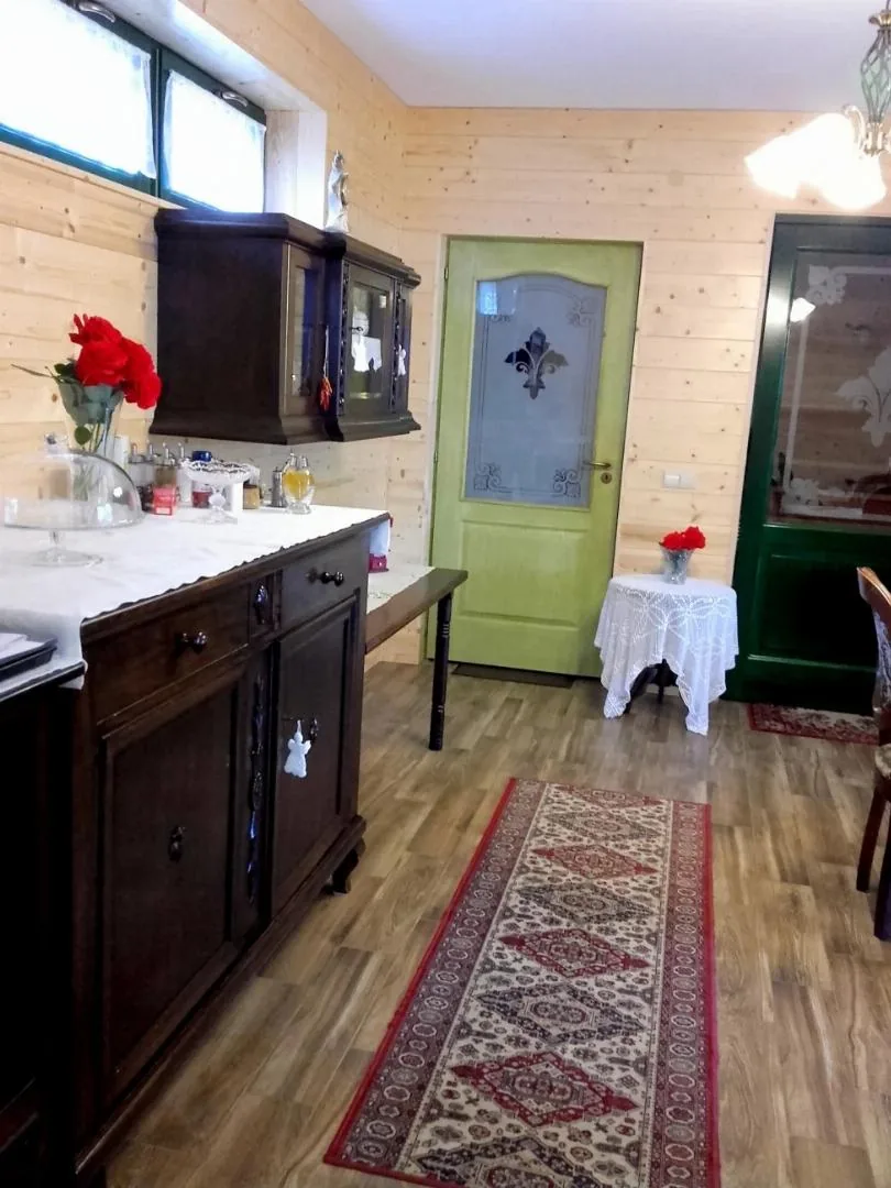 Földszinti akadálymentesített franciaágyas szoba