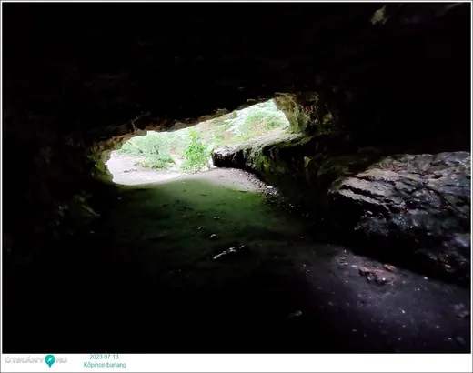 'Kőpince-barlang' cikk borítóképe