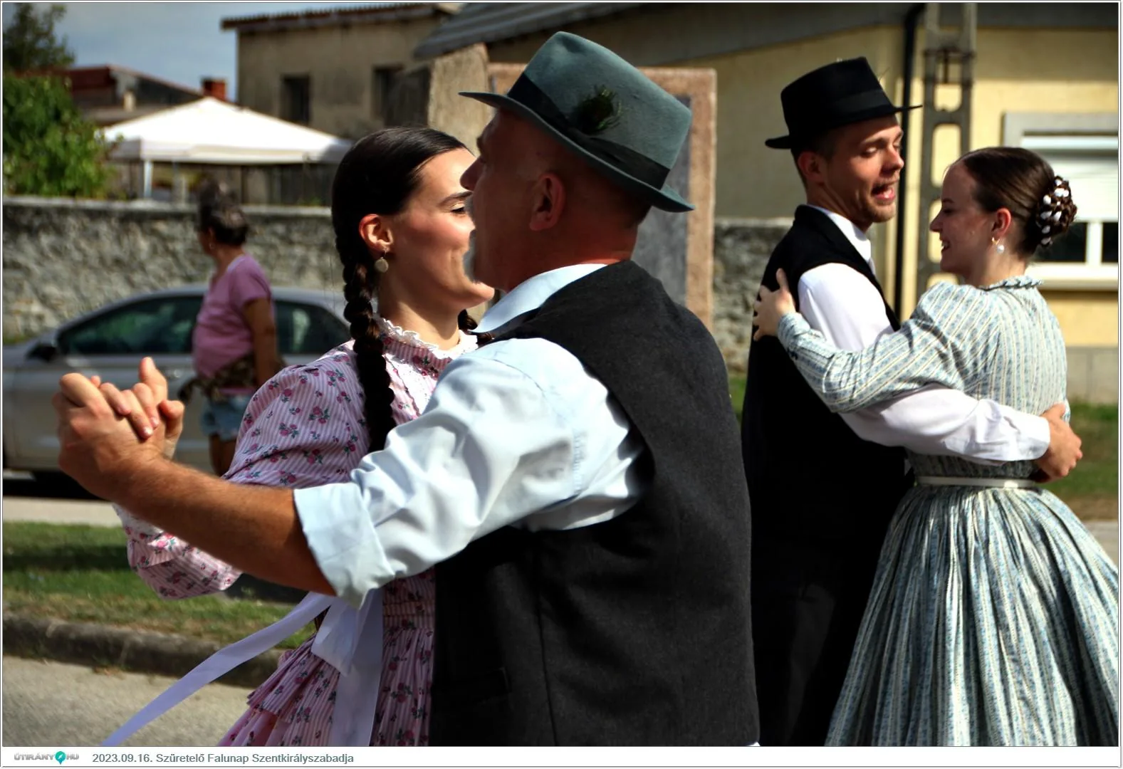 Fotók, Útirány.hu