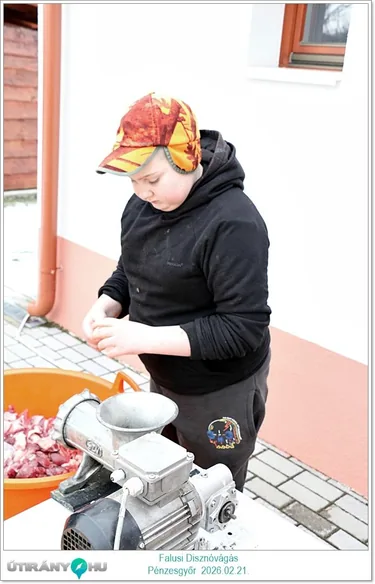 Falusi Disznóvágás