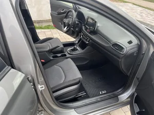 Belső referencia képek