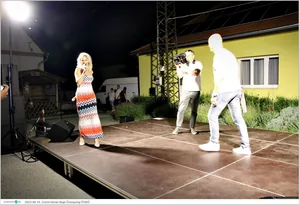 Fotók, Útirány.hu /délután, este /: