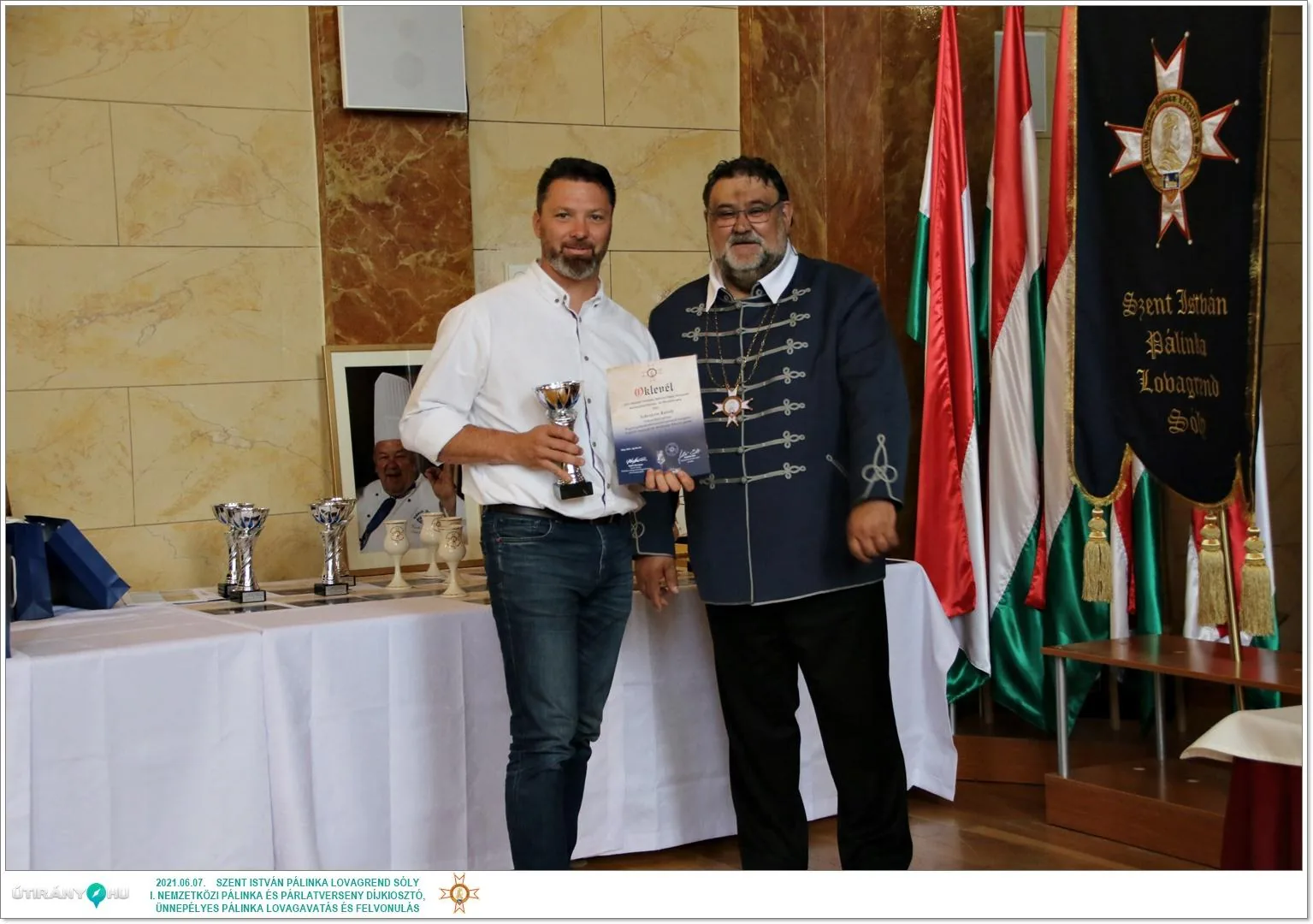 Díjkiosztó, szentelés, avatás, felvonulás