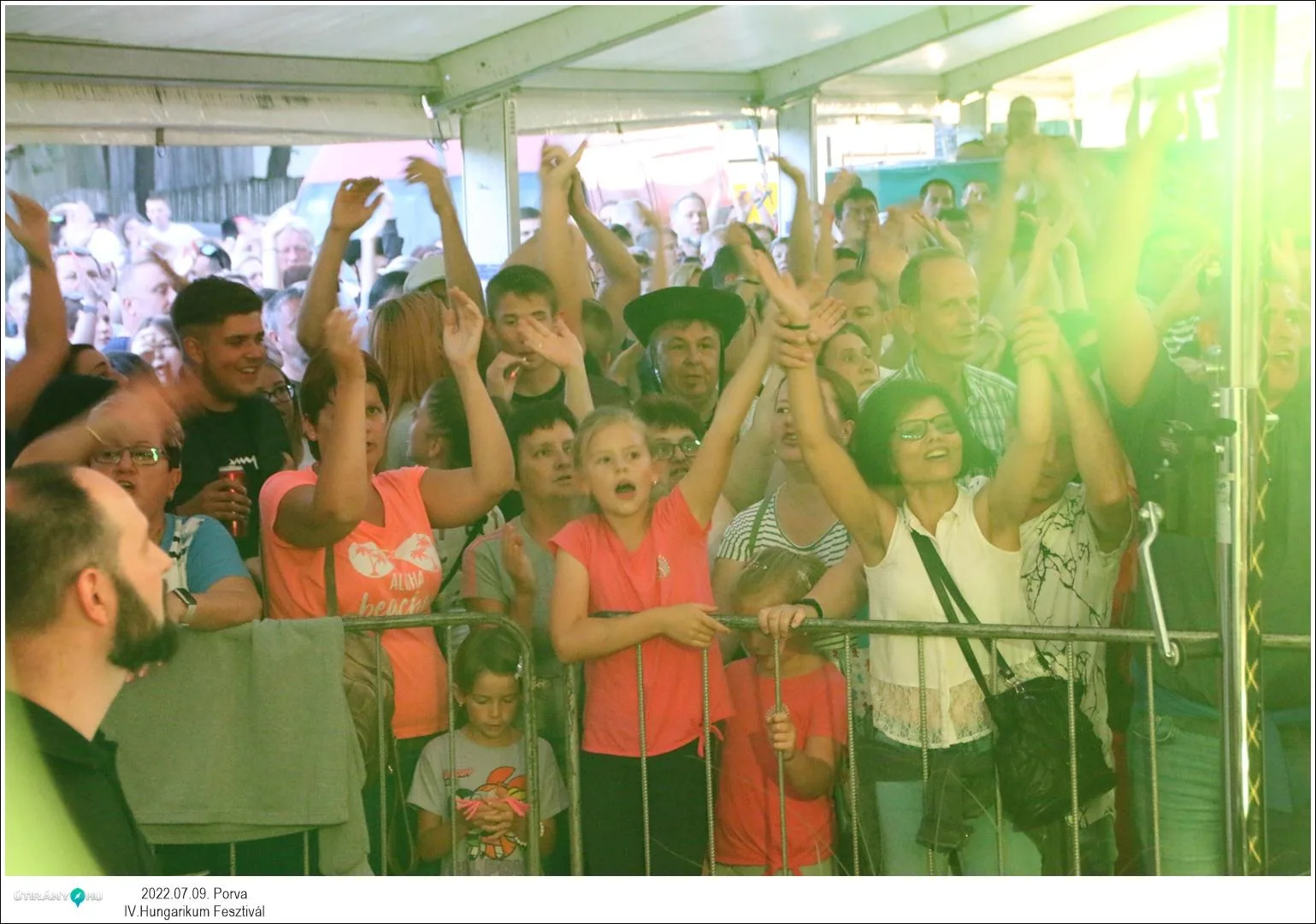 Fotók, Útirány.hu: