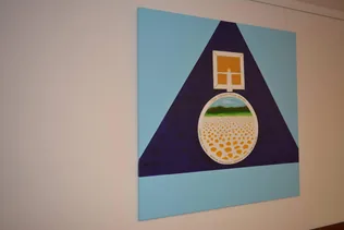 A Tekintsetek föl című kiállítás megnyitójáról borítóképe