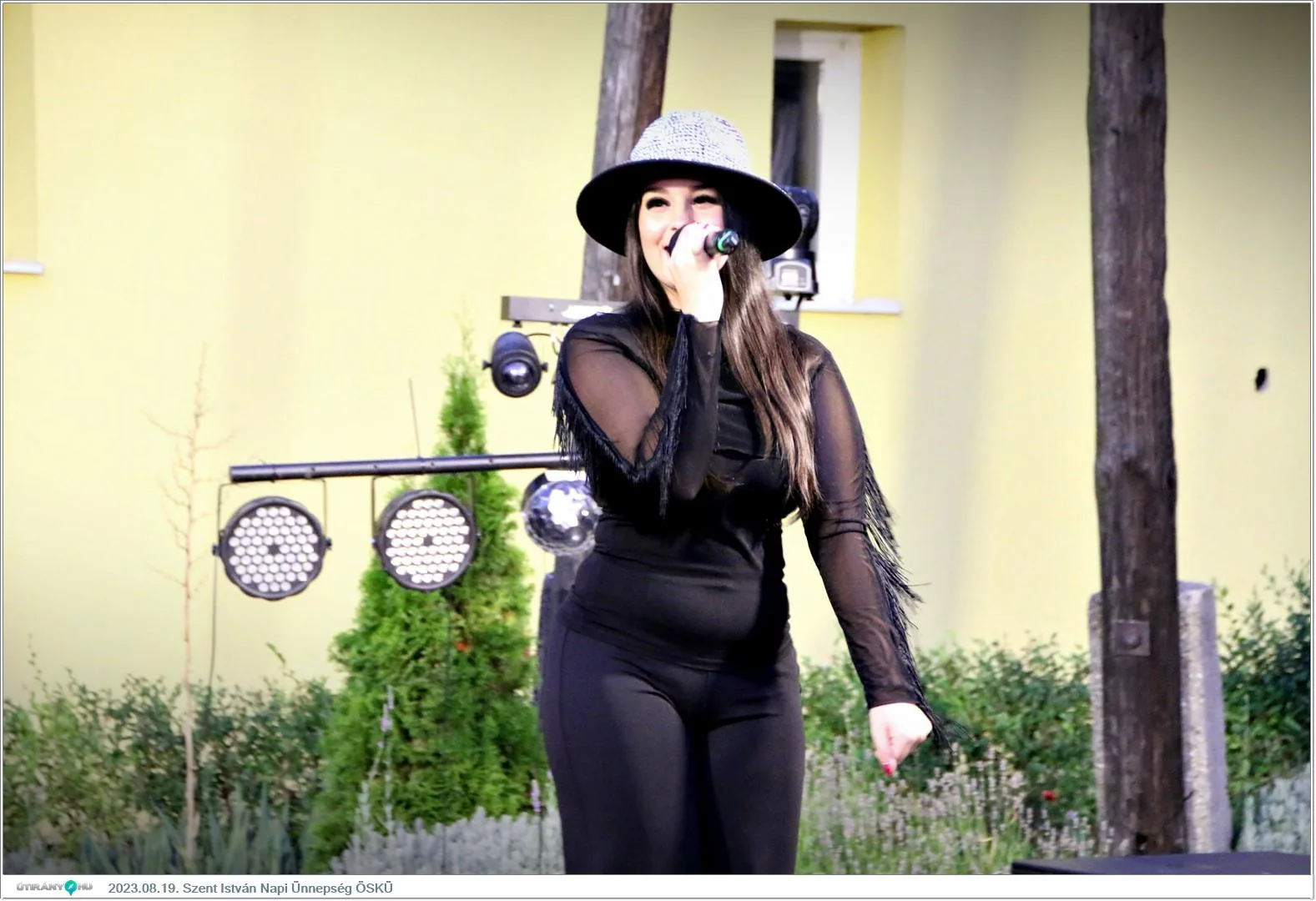 Fotók, Útirány.hu /délután, este /: