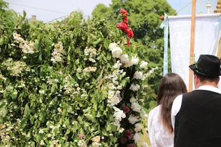 Úrnapi körmenet Jásdon borítóképe