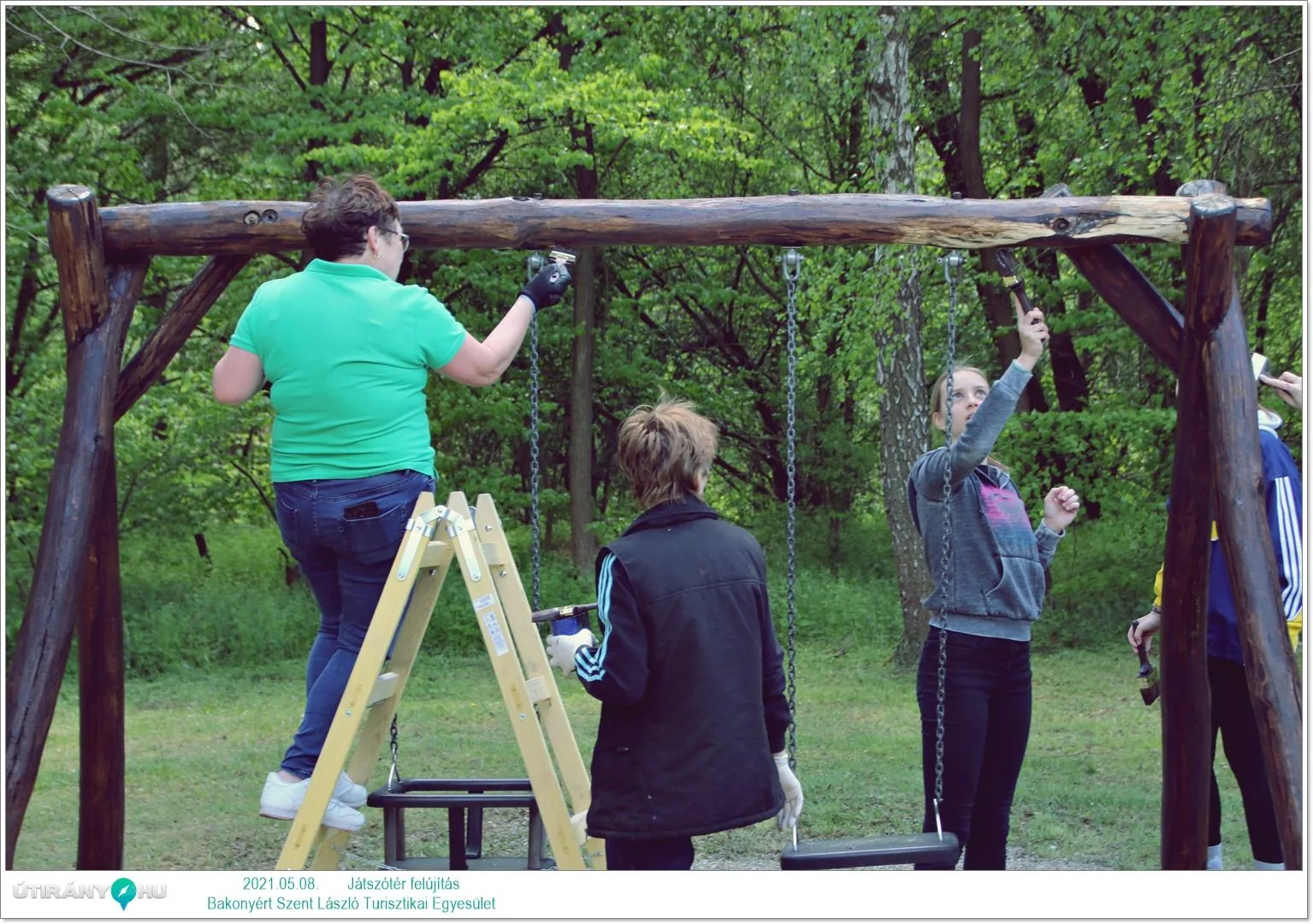 Játszótér felújítás 2021 / Fotók: Útirány.hu