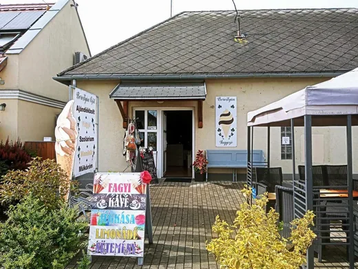 'ParkCafe' cikk borítóképe