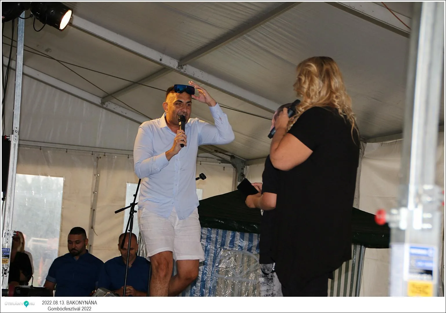 Fotók, Útirány.hu: