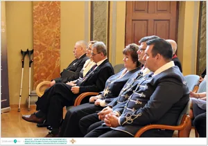 Díjkiosztó, szentelés, avatás, felvonulás