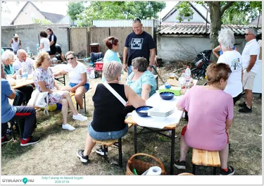 Sólyi Falunap és fakanál forgató