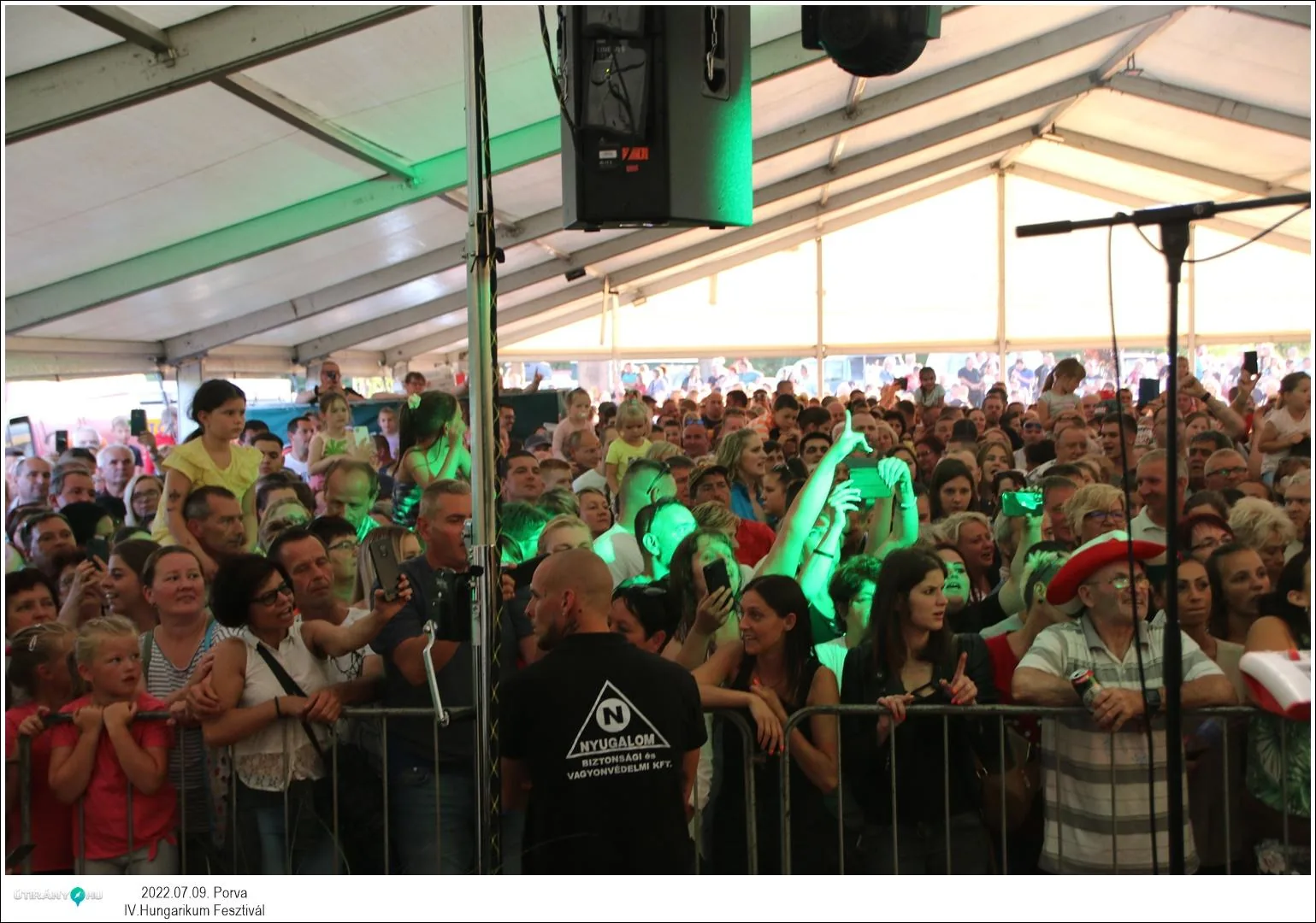 Fotók, Útirány.hu: