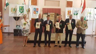 Nemzeti vágta sorsolás Hadtörténelmi múzeum Bp. Márványterme