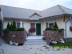 Apartman Bernát borítóképe