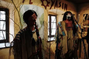 Bakonyi Indiánjáték kiállítás megnyitó. / Fotók: Útirány.hu