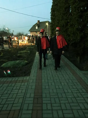 Ünnepi műsor és fáklyás felvonulás