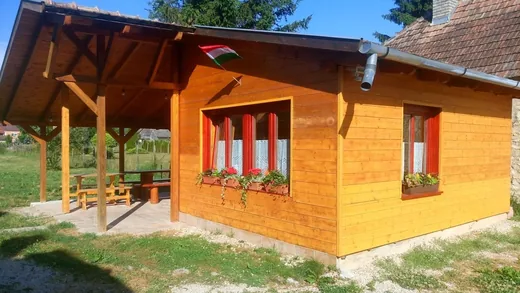 'Bakonyi Hóvirág' cikk borítóképe