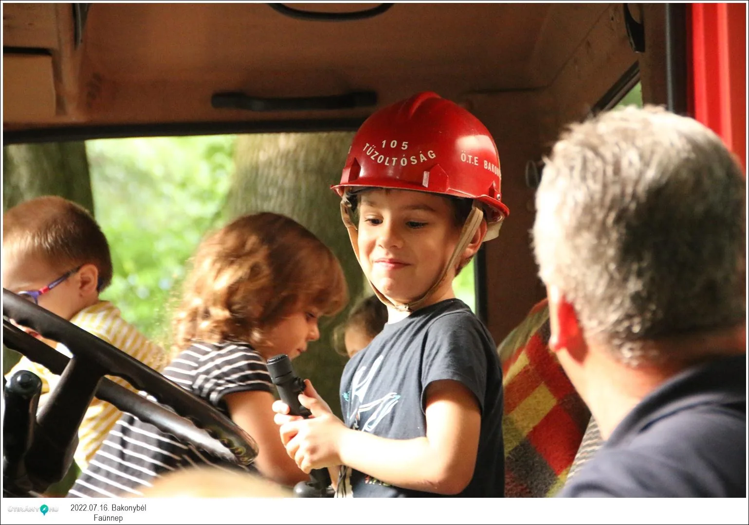 Fotók, Útirány.hu: