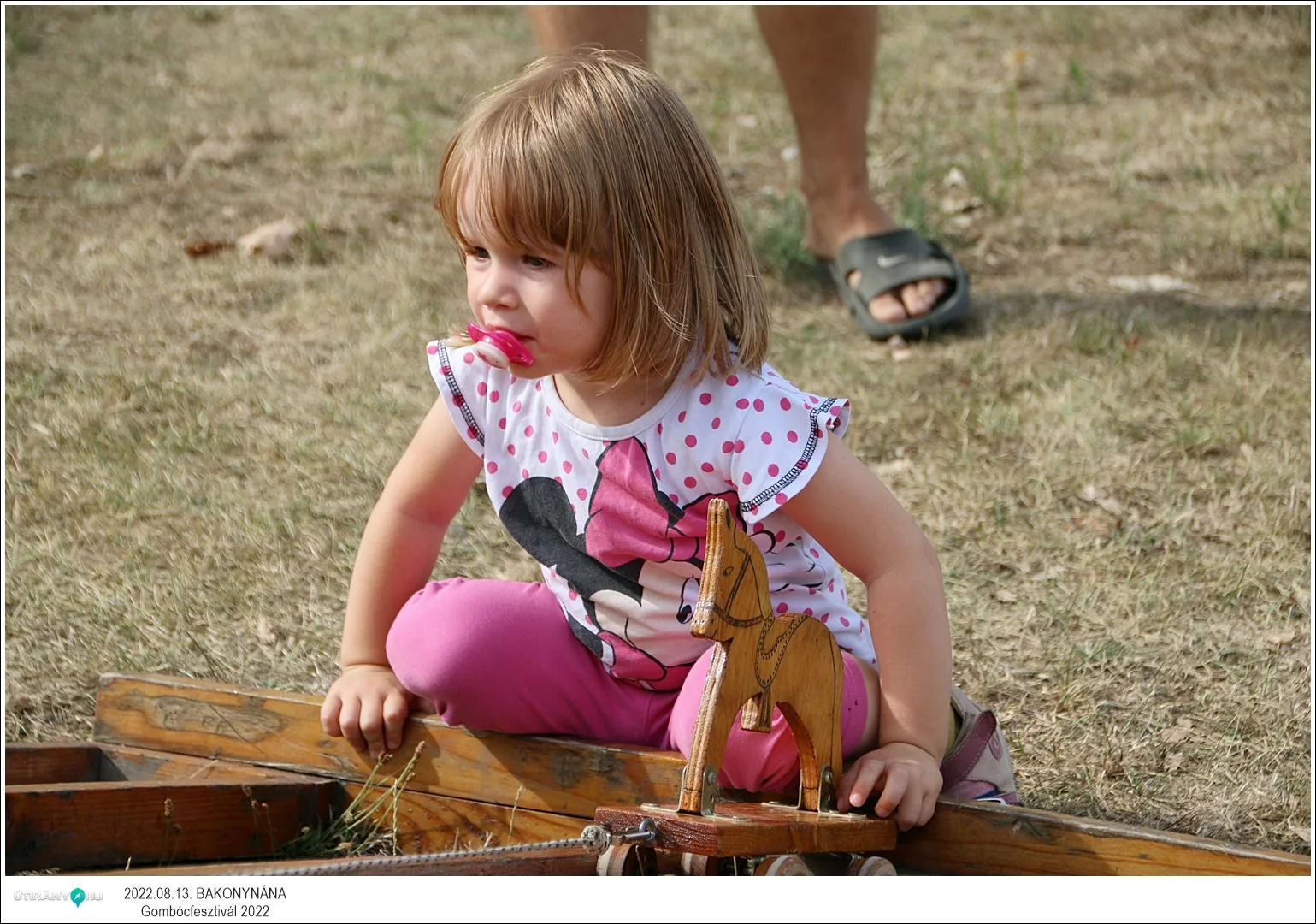 Fotók, Útirány.hu: