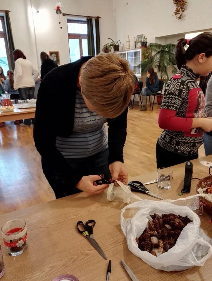 Kézműves foglalkozás