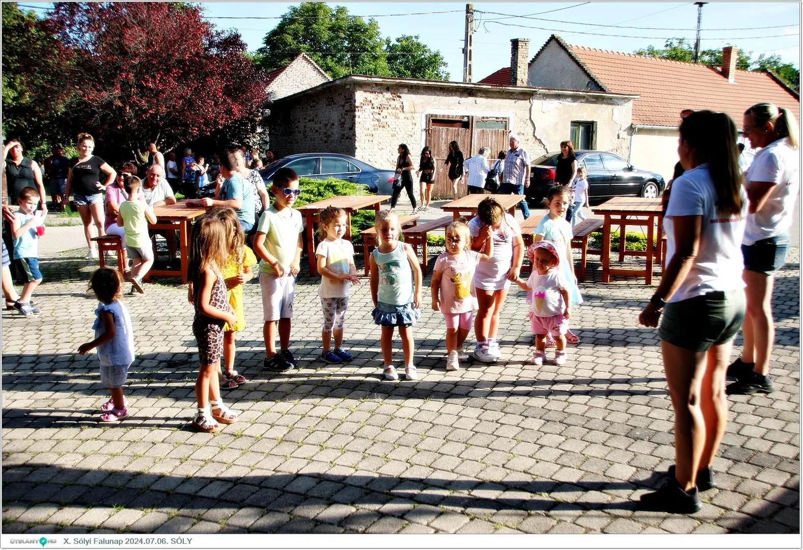 Fotók, Útirány.hu 2024