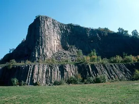 Hegyestű borítóképe