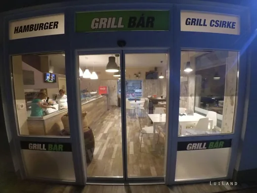 'Kápolnásnyéki Grill Bár' cikk borítóképe