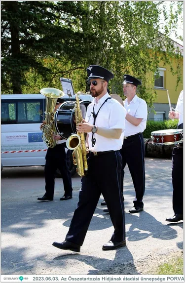 Az Összetartozás Hídjának átadási ünnepsége