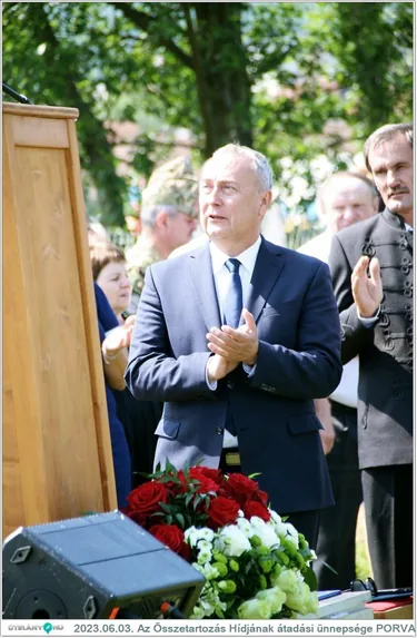  Az Összetartozás Hídjának átadási ünnepsége