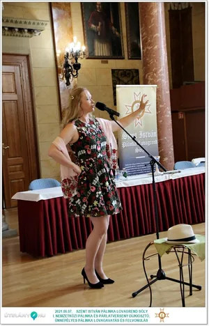 Díjkiosztó, szentelés, avatás, felvonulás