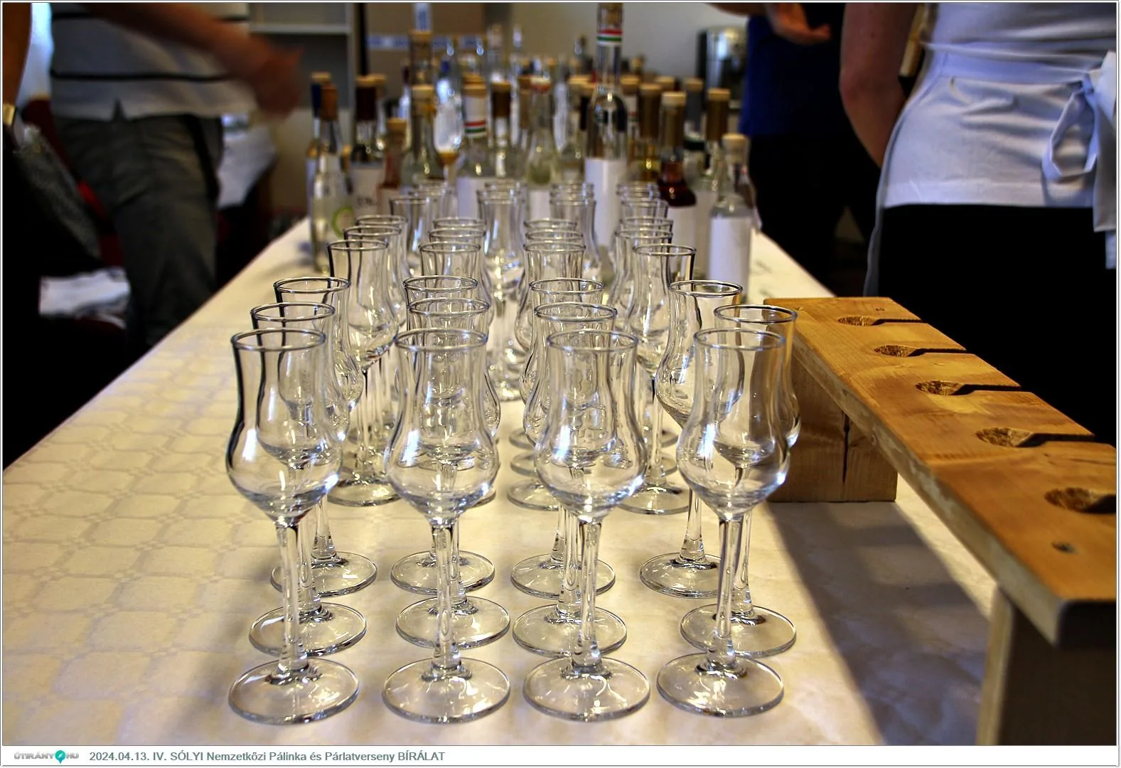 A bírálat pillanatai. Fotók: Útirány.hu