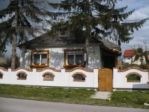 'Döre Vendégház' cikk borítóképe