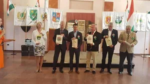 Nemzeti vágta sorsolás Hadtörténelmi múzeum Bp. Márványterme