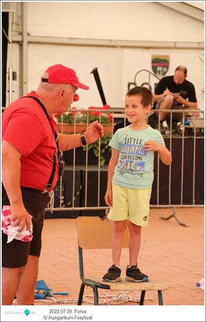 Fotók, Útirány.hu: