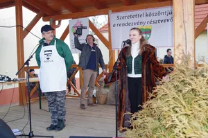 Útirányosok munkában: Fotó: Sipőcz Pál /Sipi/