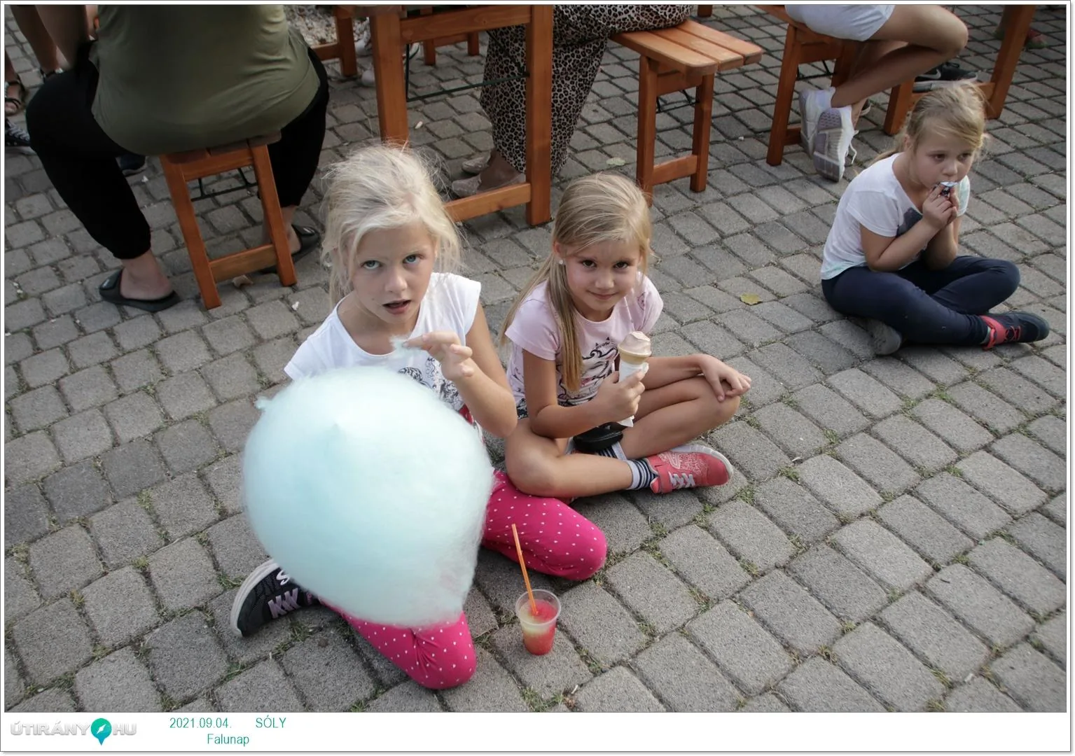 Fotók, Útirány.hu