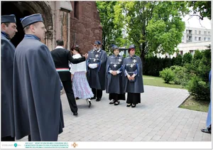 Díjkiosztó, szentelés, avatás, felvonulás