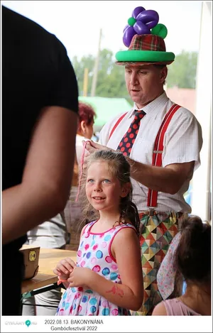 Fotók, Útirány.hu: