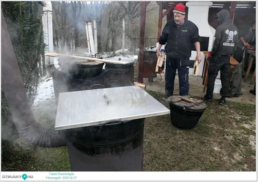 Falusi Disznóvágás