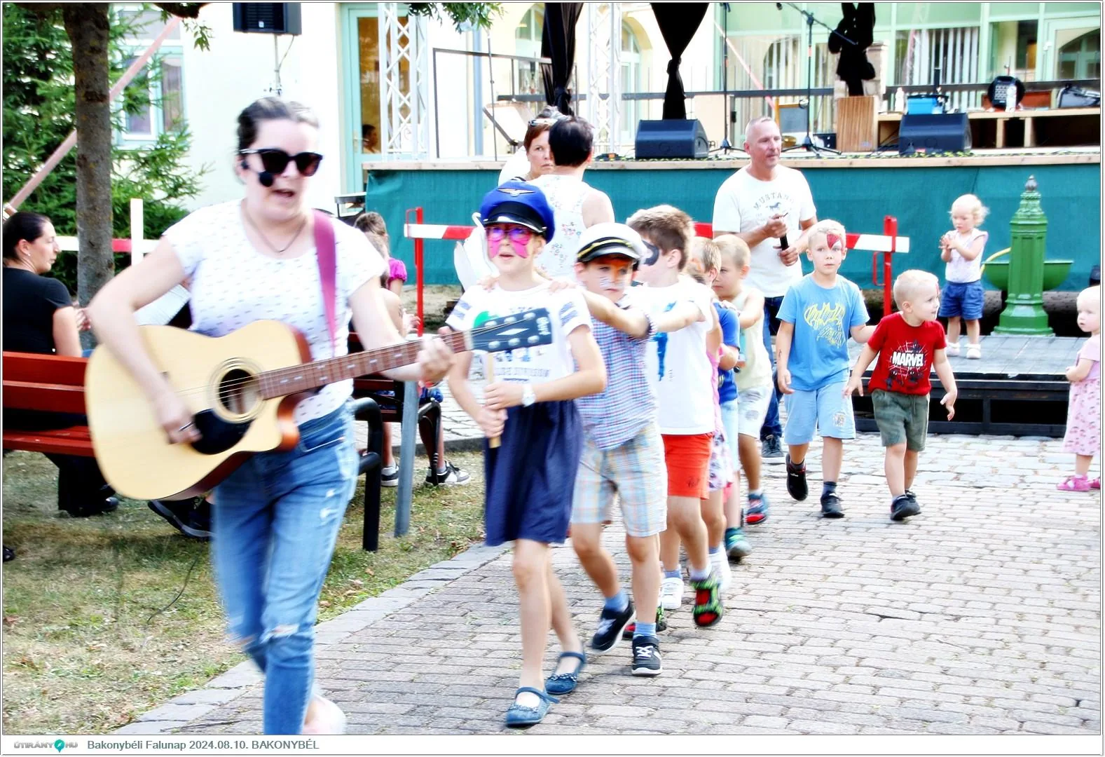 Fotók, Útirány.hu