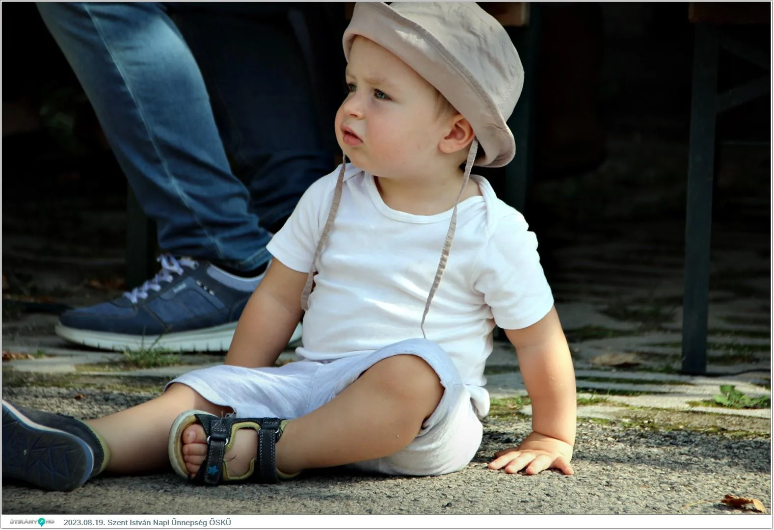 Fotók, Útirány.hu /délután, este /: