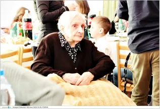 100 év Porván borítóképe